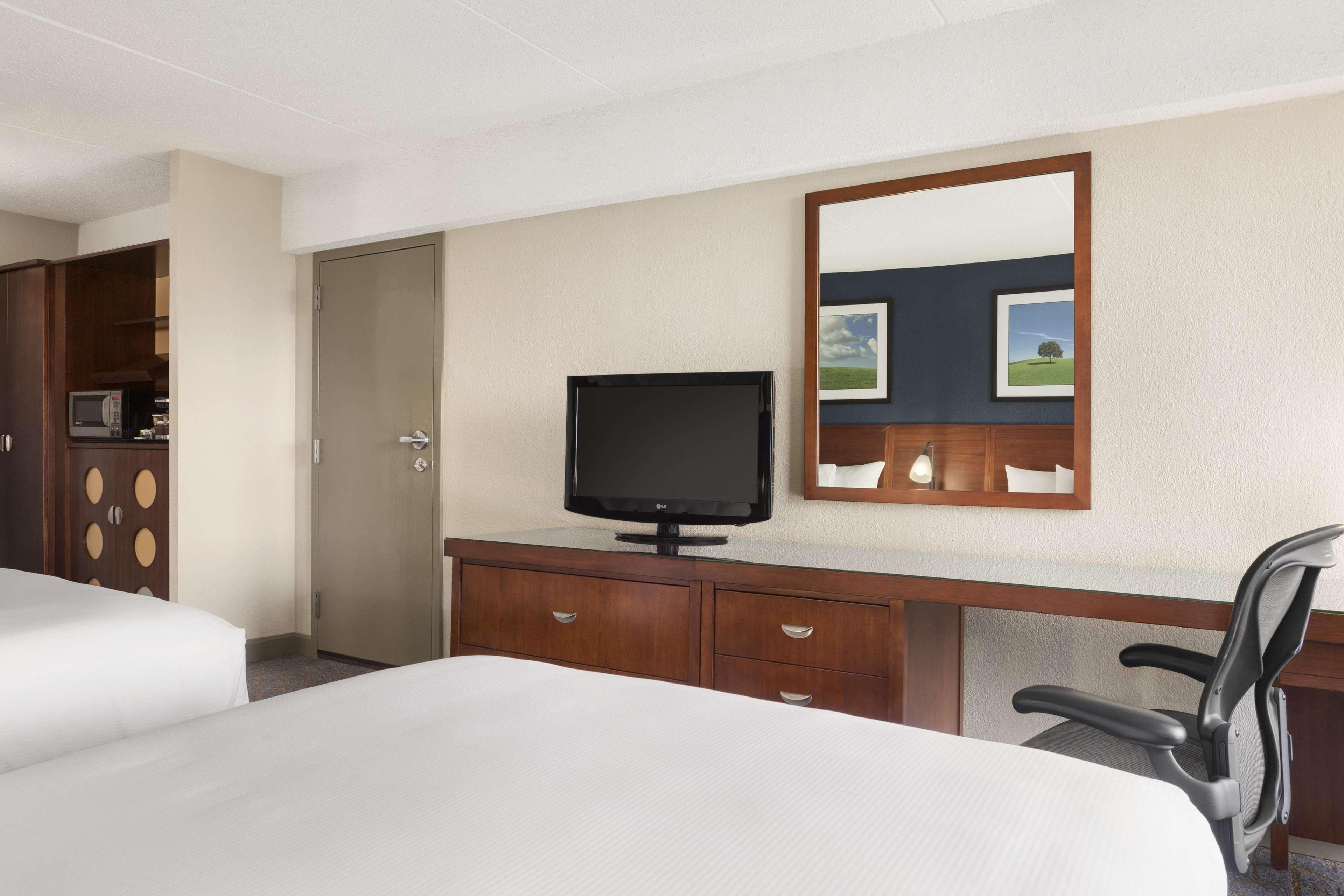 Doubletree By Hilton Dfw Airport North Hotel Irving Eksteriør billede