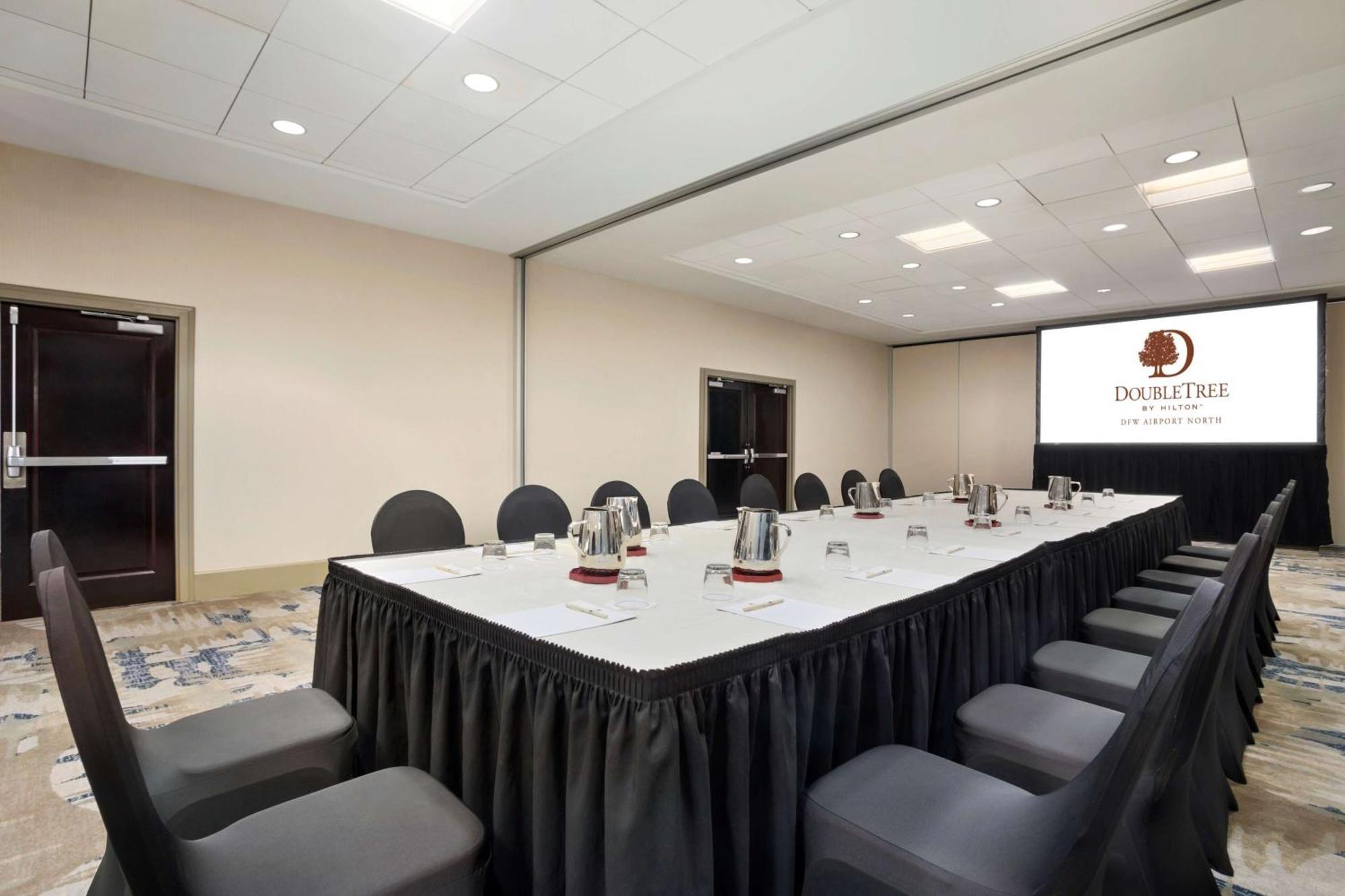 Doubletree By Hilton Dfw Airport North Hotel Irving Eksteriør billede