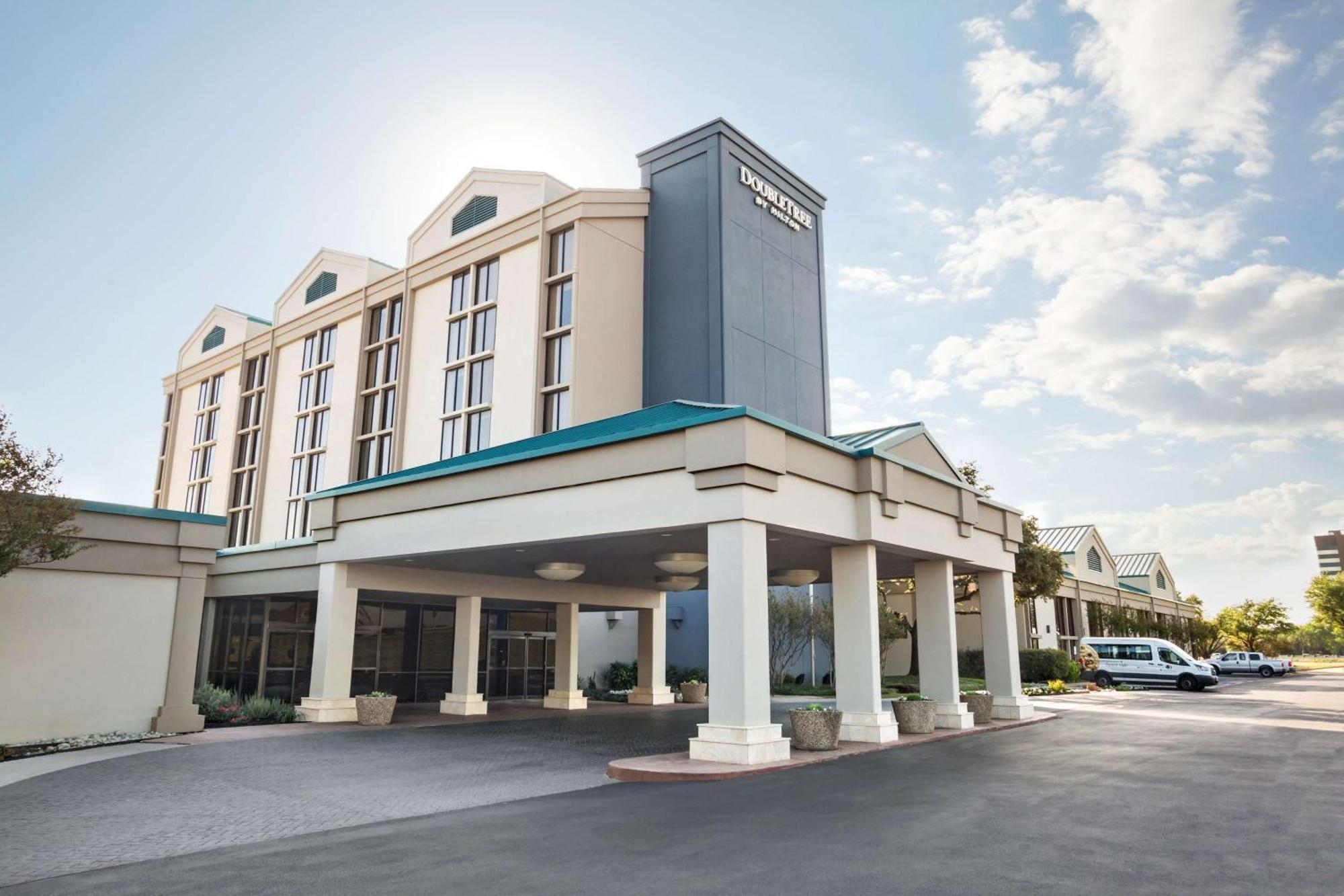 Doubletree By Hilton Dfw Airport North Hotel Irving Eksteriør billede