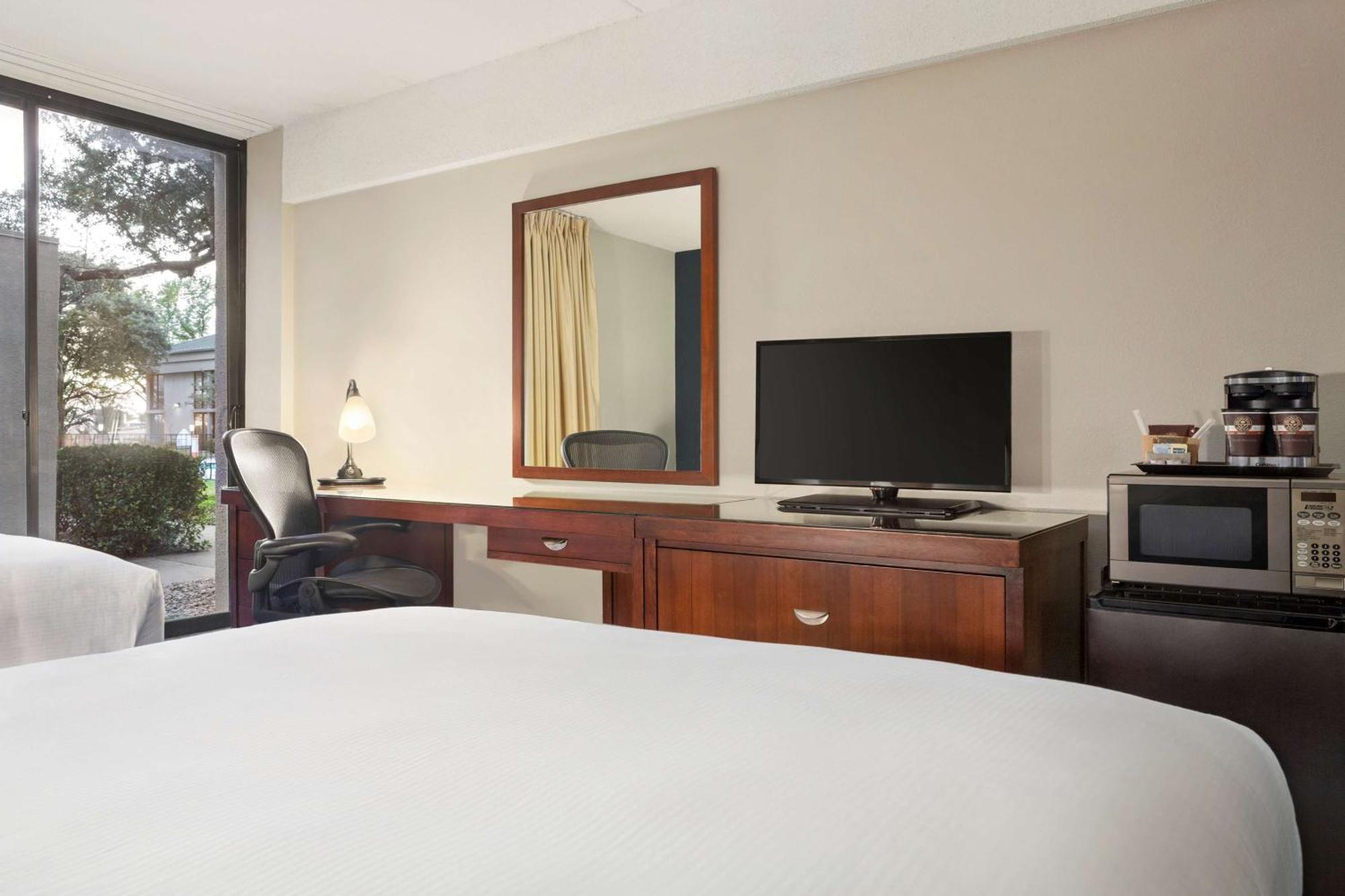 Doubletree By Hilton Dfw Airport North Hotel Irving Eksteriør billede